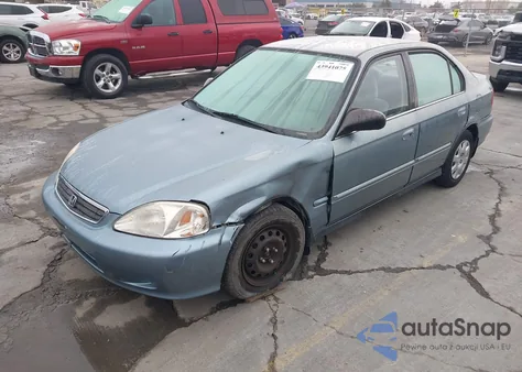 2000 Honda Civic Value Package z USA, uszkodzony, nr VIN 2HGEJ6611YH572404